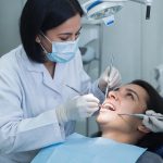 Мост в будущее улыбки: Как дентальные имплантаты возвращают уверенность и полноту жизни