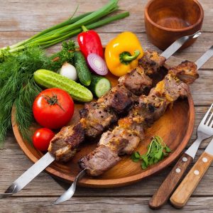 Симфония огня и мяса: как мы нашли идеальный шашлык, не выходя из дома